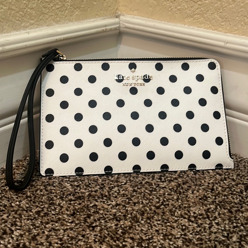 NWOT KATE SPADE WRISTLET